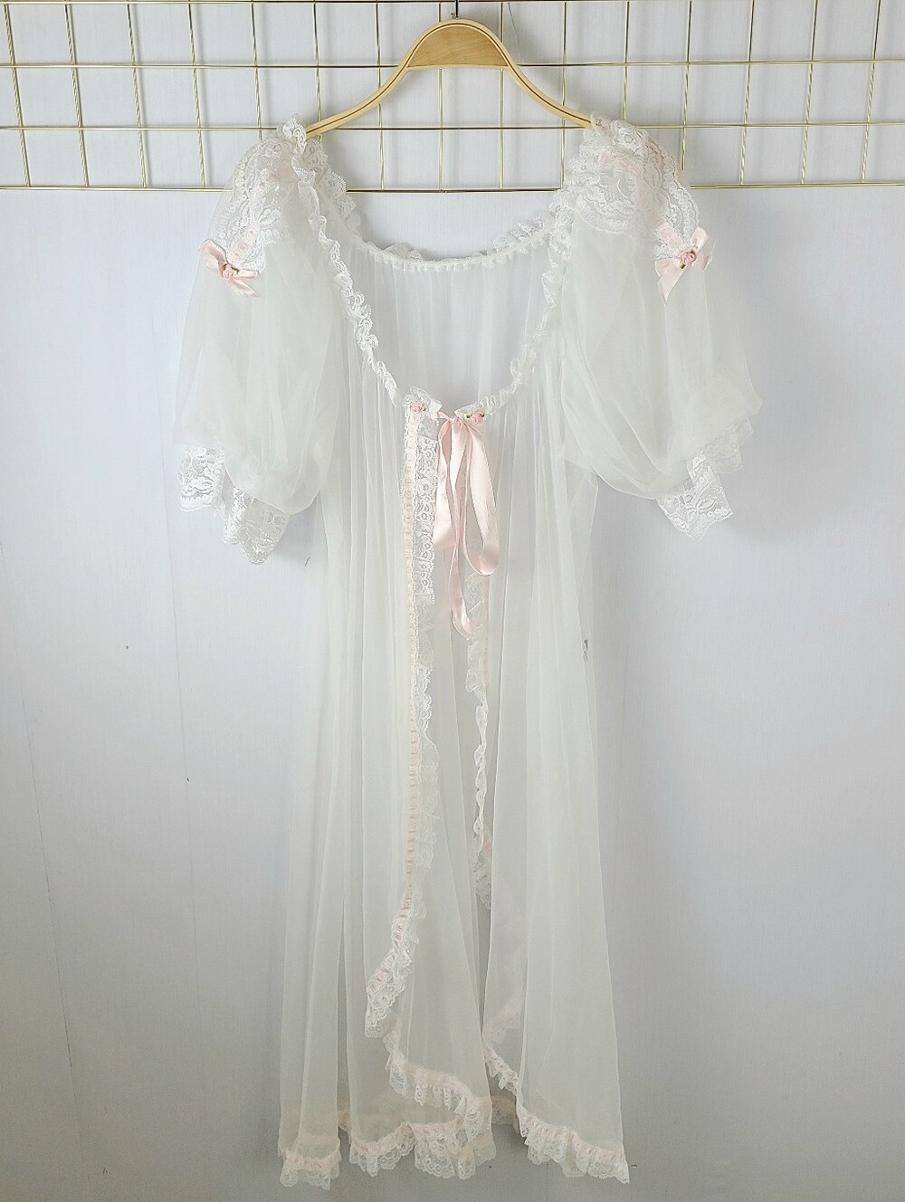 Tosca of California Pink Satin White Sheer Lace USA Made Vintage Peignoir Robe